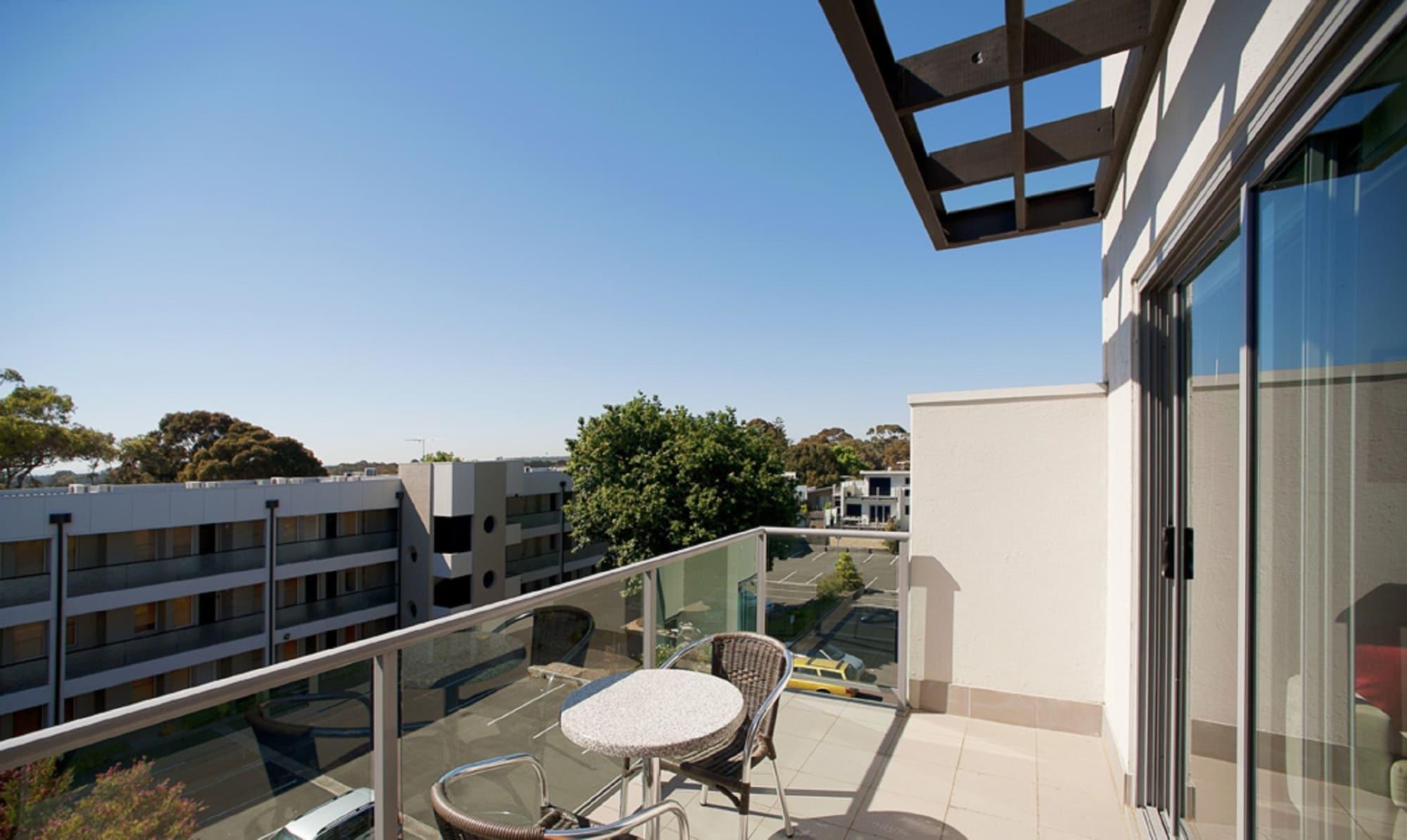 The Waves Apartments Коув Экстерьер фото