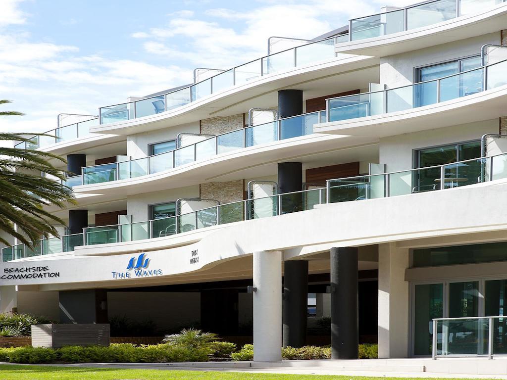 The Waves Apartments Коув Экстерьер фото
